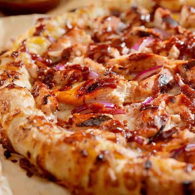 Backyard BBQ Pizza.